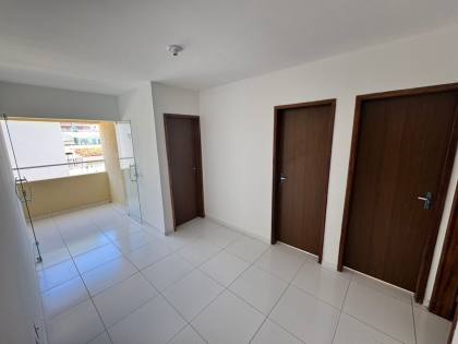 Casa de Condomínio Para Vender com 03 quartos no bairro Pau Amarelo em Paulista