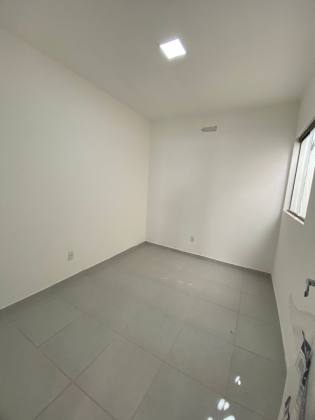 Casa de Condomínio Para Vender com 02 quartos no bairro Pau Amarelo em Paulista