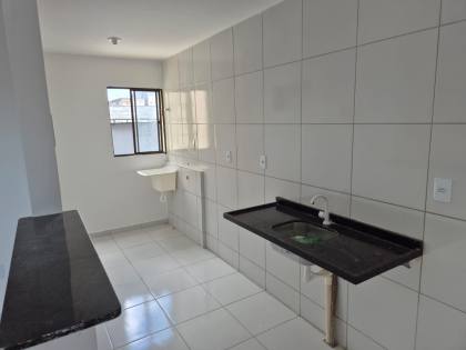 Casa de Condomínio Para Vender com 02 quartos no bairro Pau Amarelo em Paulista