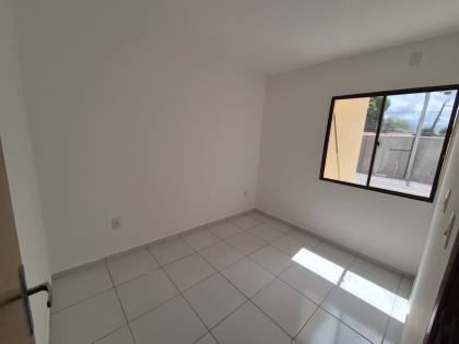 Casa de Condomínio Para Vender com 02 quartos no bairro Pau Amarelo em Paulista