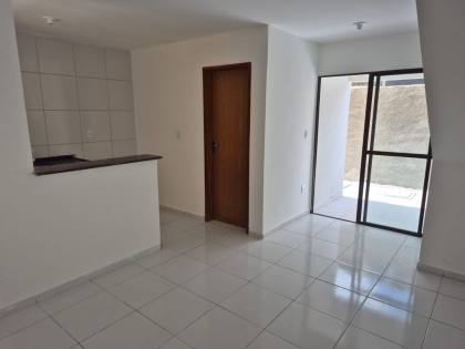 Casa de Condomínio Para Vender com 02 quartos no bairro Pau Amarelo em Paulista