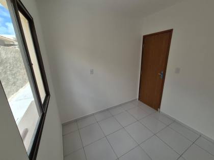 Casa de Condomínio Para Vender com 02 quartos no bairro Pau Amarelo em Paulista