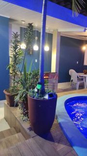 Casa com piscina na Aruana em boa localização