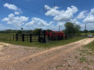 Vendo ou Troco Sítio com 6 tarefas em boa localização em Socorro