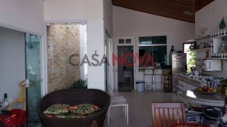 Excelente Casa em Condomínio Fechado na Avenida Melício Machado com 3 suítes