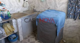 CASA DE ESQUINA EM BOA LOCALIZAÇÃO NO SANTO ANTÔNIO COM 3/4 SENDO 1 SUÍTE