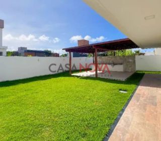 CASA EM CONDOMÍNIO FECHADO DE ALTO PADRÃO ARUANA