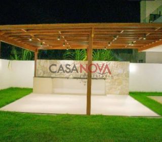 CASA EM CONDOMÍNIO FECHADO DE ALTO PADRÃO ARUANA