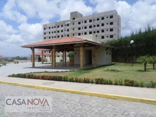 Casa em Condomínio Fechado em São Cristovão com 2/4, sendo 1 suíte