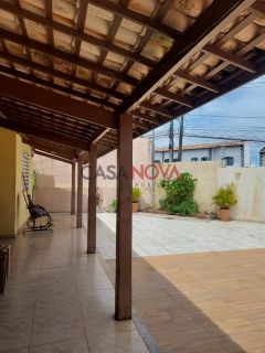 Casa em boa localização na Jabutiana com 3/4