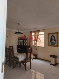 Casa em boa localização na Jabutiana com 3/4