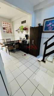 Vendo ou Troco Casa de andar no Bairro Jabotiana com 2 suítes