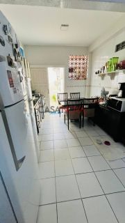 Vendo ou Troco Casa de andar no Bairro Jabotiana com 2 suítes