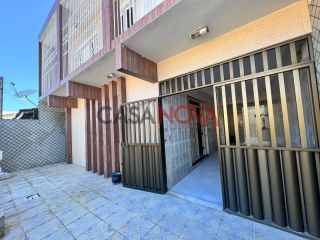 CASA NO ORLANDO DANTAS COM 5/4 SENDO 2 SUTÍES