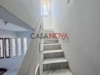 CASA NO ORLANDO DANTAS COM 5/4 SENDO 2 SUTÍES