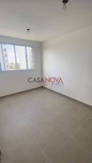 APARTAMENTO COM 2/4 NA  FAROLÂNDIA