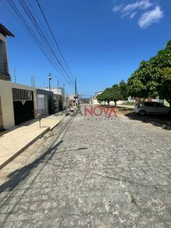 Casa com 2 Pavimentos em Itaporanga com 4/4, sendo 2 suítes