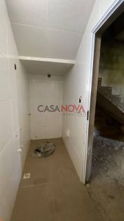 Terreno murado com construção em andamento na Barra dos Coqueiros, com área total de 875 m²