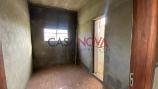 Terreno murado com construção em andamento na Barra dos Coqueiros, com área total de 875 m²