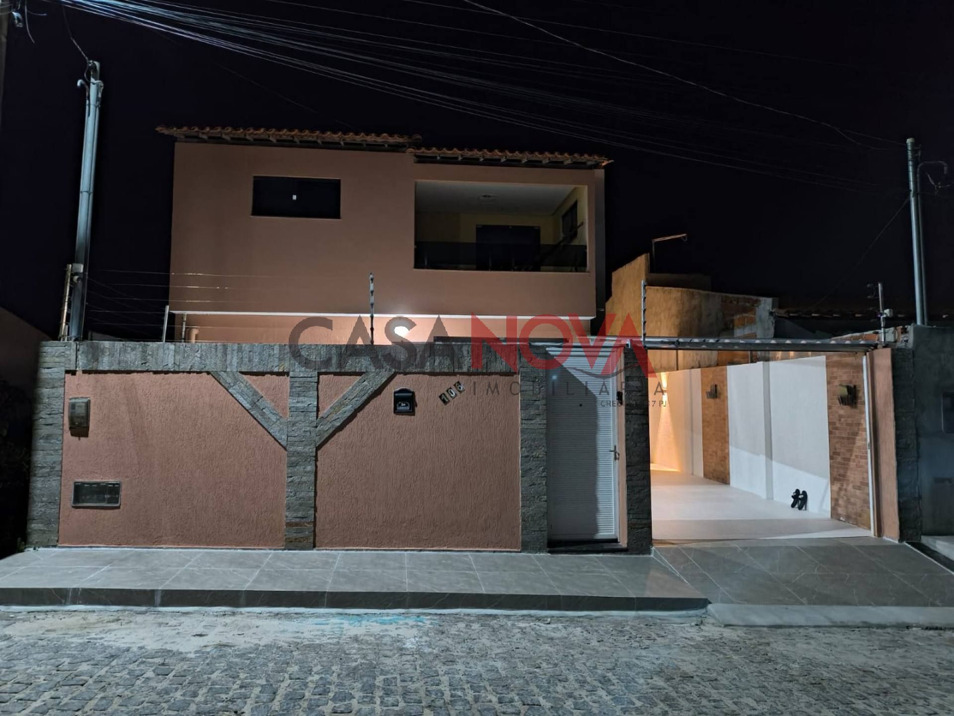 Casa com 2 pavimentos em Itaporanga
