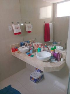 APARTAMENTO NO GRAGERU COM 3/4 SENDO 1 SUÍTE