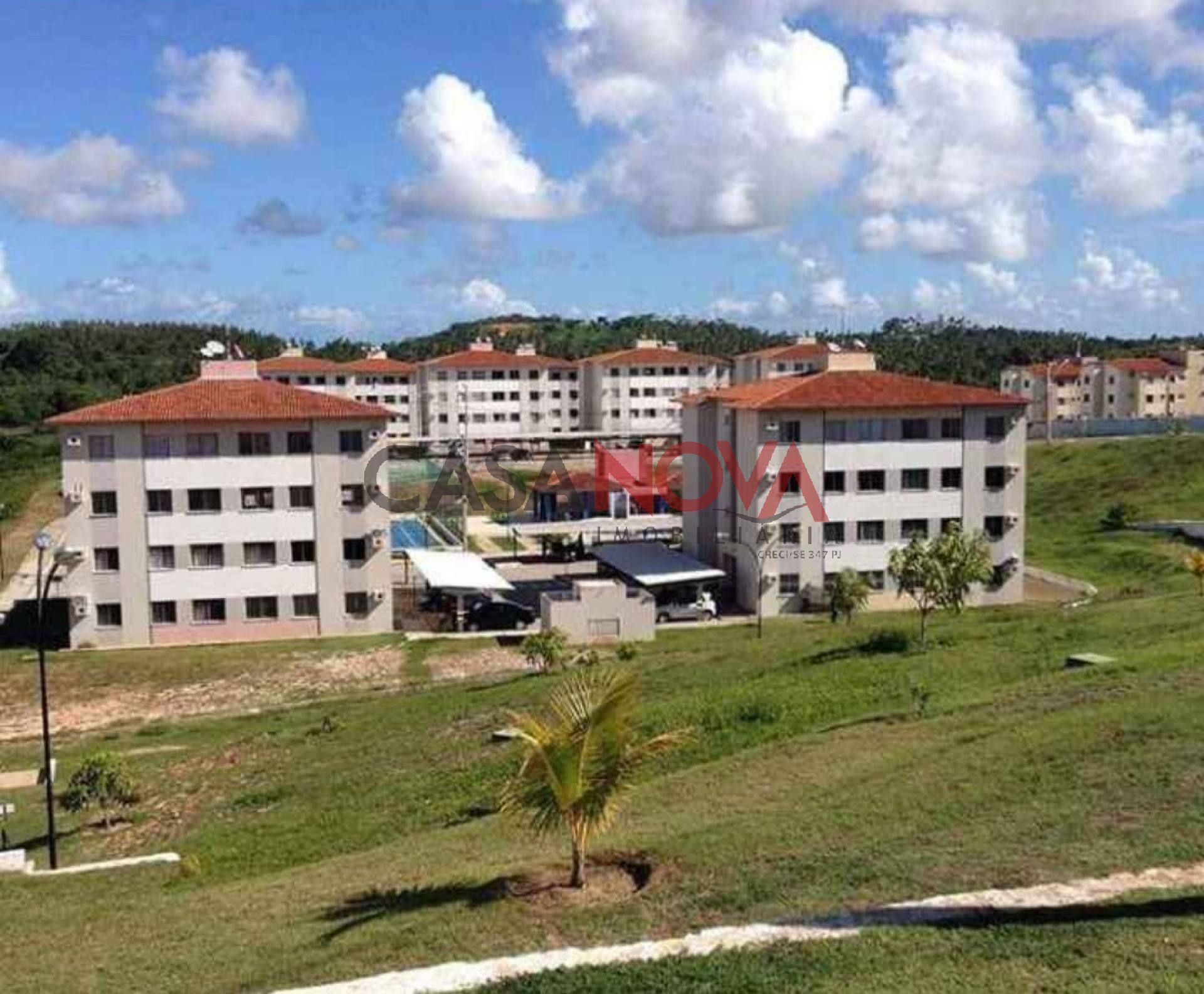 Apartamento com 2/4 em boa localização no Eduardo Gomes