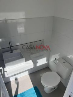Casa no bairro Aeroporto com 3/4, sendo 1 suíte