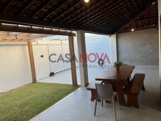 Casa no bairro Aeroporto com 3/4, sendo 1 suíte