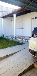 Casa Comercial na Rua Lagarto para Clínicas, Laboratórios, Consultórios etc