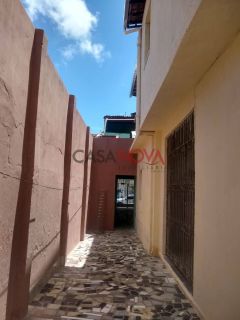 Casa com ponto comercial em boa localização no Siqueira Campos