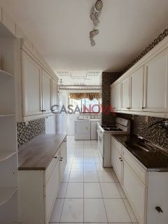 Apartamento no Jardins com 4/1, sendo 1 suíte