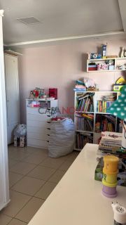 Casa em condomínio fechado na Aruana,com 3/4, sendo 1 suíte