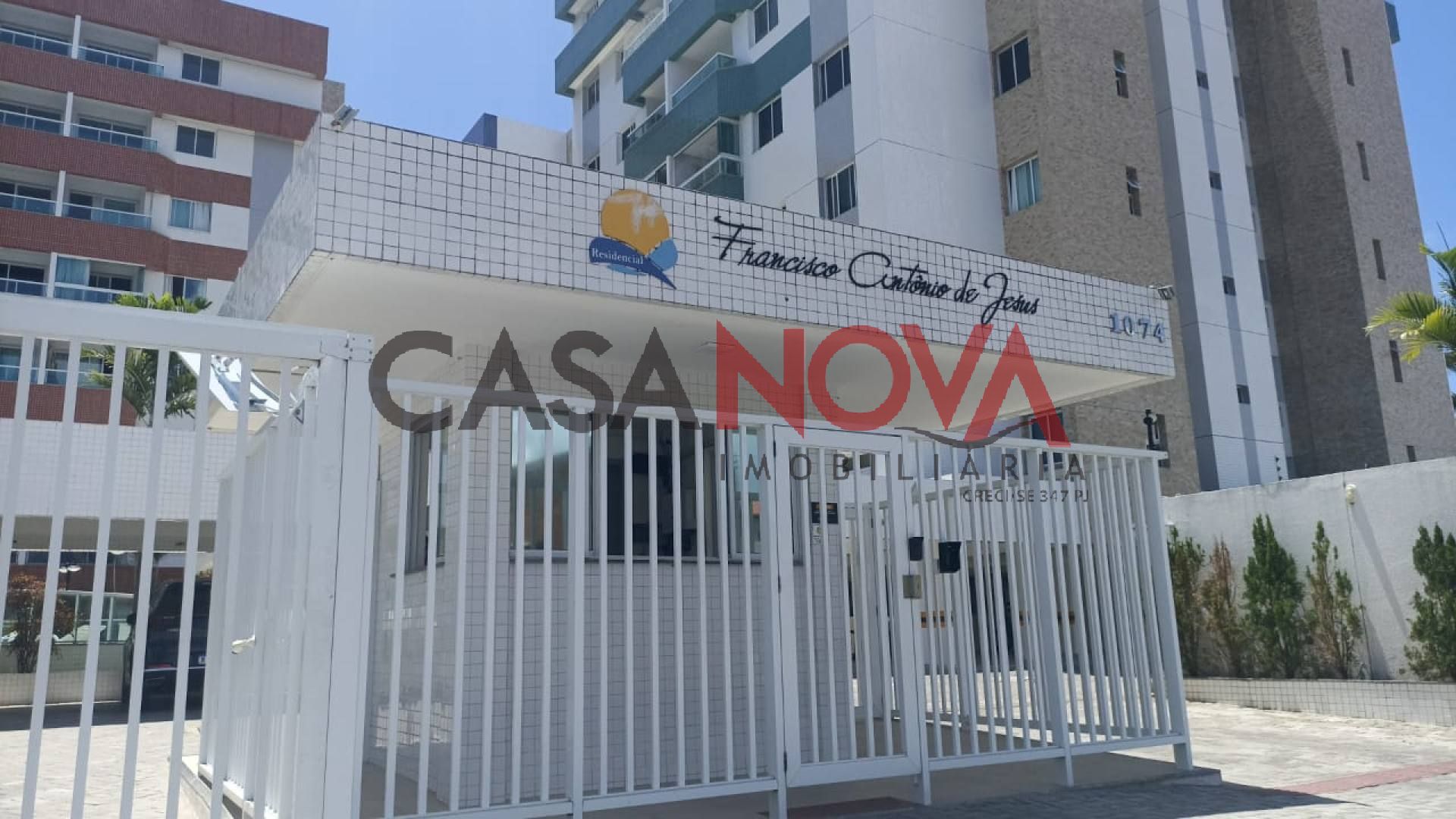 APARTAMENTO NA COROA DO MEIO COM 3/4, SENDO 1 SUÍTE