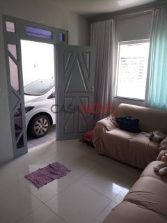 Casa com 4/4 no Pereira Lobo