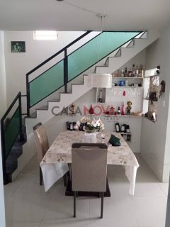 Casa com 4/4 no Pereira Lobo