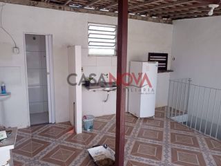 Casa com 4/4 no Pereira Lobo