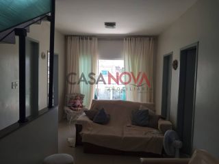 Casa com 4/4 no Pereira Lobo
