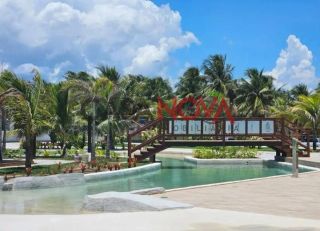 Lote em condomínio fechado na Barra dos coqueiros pé na areia