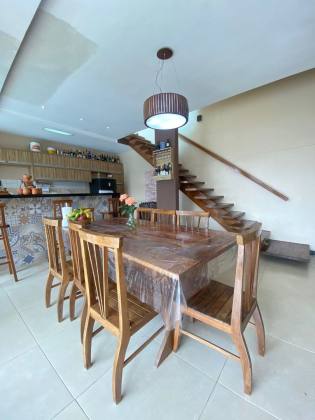 Casa com piscina na Colônia 13 em Lagarto