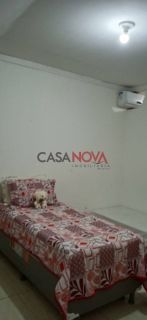 Vendo ou troco casa com ponto comercial no 18 do Forte