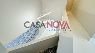 Casa em boa localização na Atalaia com 5/4, sendo 3 suítes