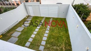 Casa em boa localização na Atalaia com 5/4, sendo 3 suítes