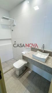 Casa em boa localização na Atalaia com 5/4, sendo 3 suítes