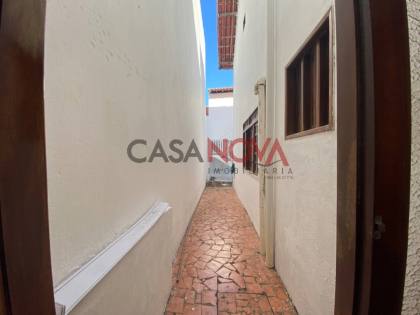 Oportunidade! Casa 3/4 com piscina na Coroa do Meio