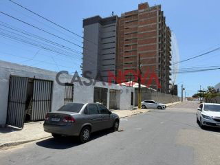 TERRENO NA COROA DO MEIO DE ESQUINA 15x34,5