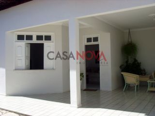 Casa em boa localização na Atalaia com 3/4, sendo 1 suíte