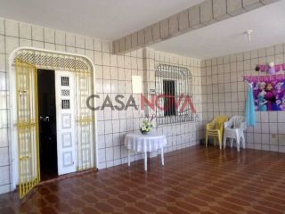 Casa de andar no Bairro Jabotiana com 4/4