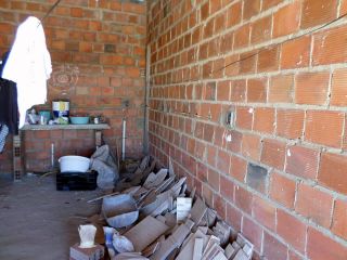 Casa com comércio embaixo na Coroa do Meio