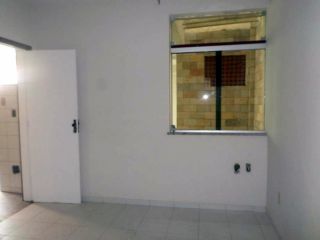 Casa em boa localização no Salgado Filho com 5/4, sendo 3 suítes