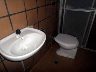 Casa em boa localização no Salgado Filho com 5/4, sendo 3 suítes